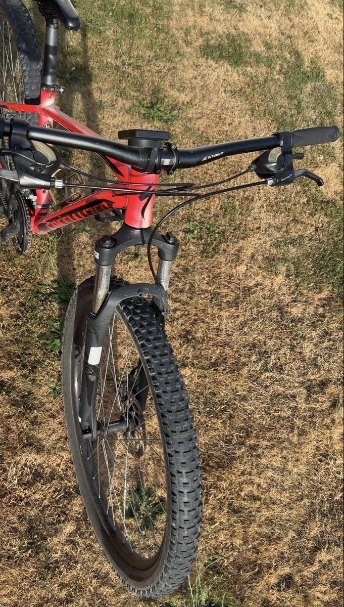 Vélos: Specialized Pitch Mountain Bike Red Good Condition – D'occasion à le Noirmont par Andreybelfor 6