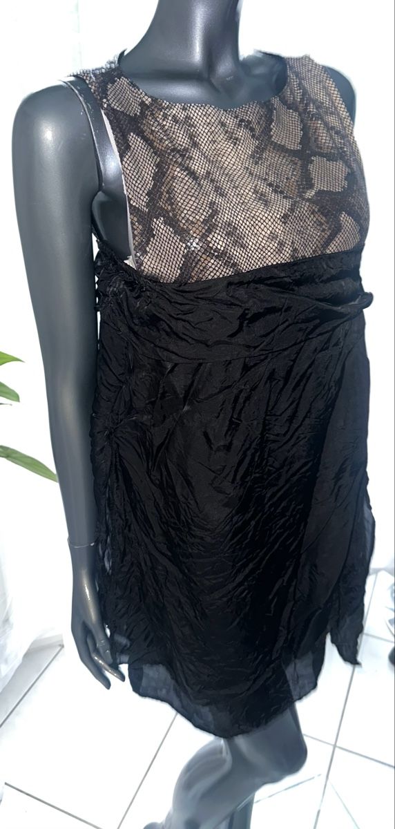 Twin-set Simona Barbieri Kleider: TWINSET MINIKLEID GR. 36 – Gebraucht aus Unteraegeri von MH203 2