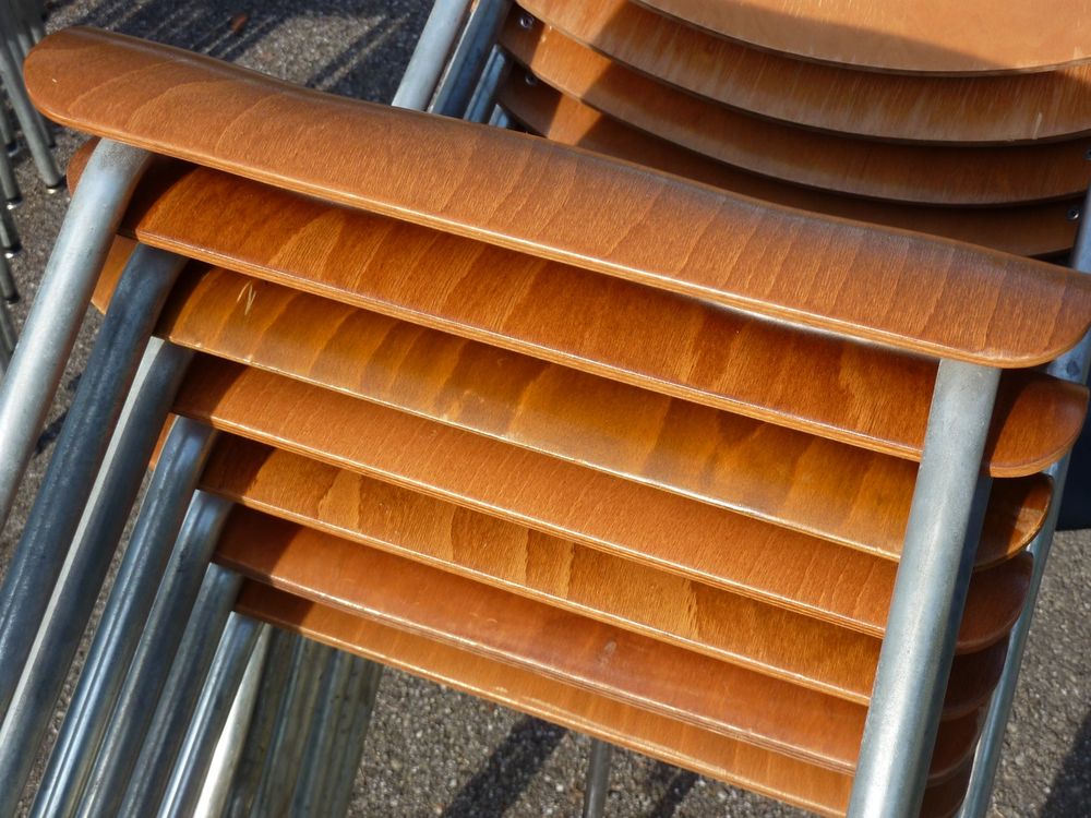 50 Stühle Holzstühle Stapelstühle Seminarstühle stapelbar 6
