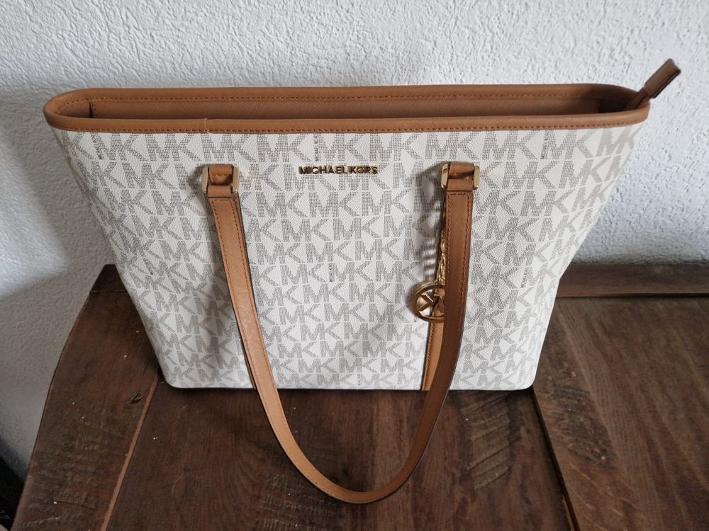Wunderschoene Michael Kors Tasche Auf Rechnung Ebenbildbrend9556