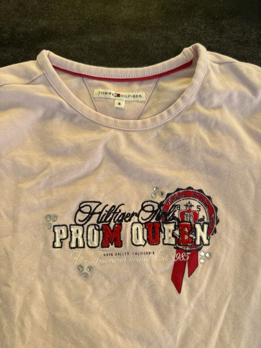 Tommy Hilfiger Camicette, T-shirt & Top: T-shirt Tommy Hilfiger taille 4 ans  – Usato da Blonay venduto da Simba1094 1