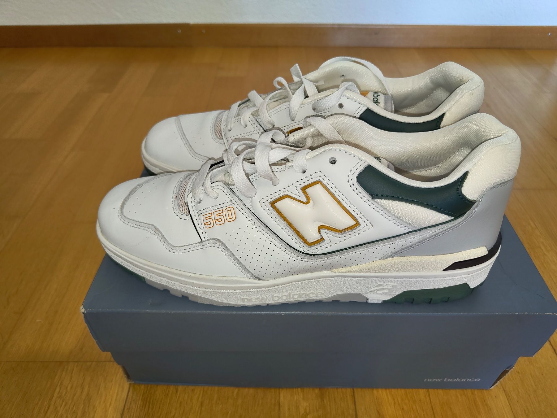 New Balance Herrenschuhe: New Balance 550 Nightwatch Green – Neu und originalverpackt aus Zürich von John_777