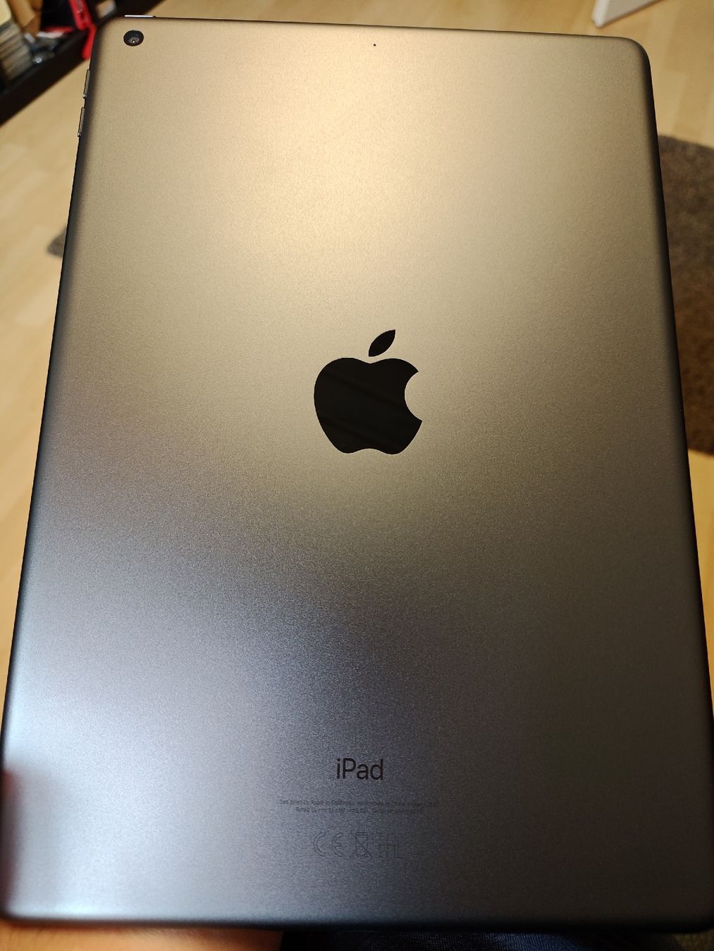 Apple Tablet PC: iPad (9th Generation) Wi-fi – Usato da Elsau venduto da ghbuur 1