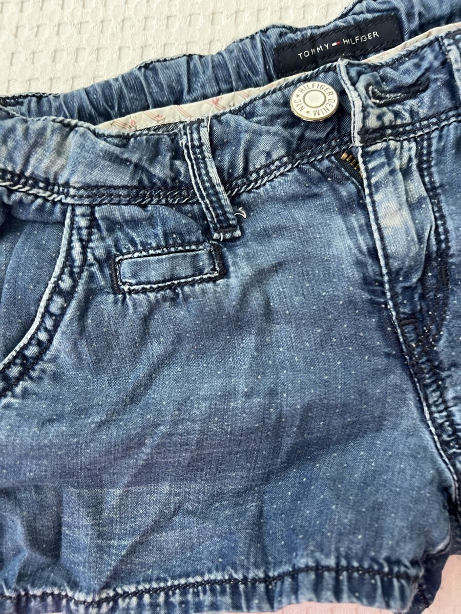 Tommy Hilfiger Pantaloni: TOMMY HILFIGER JEANSSHORTS 128 – Usato da Basel venduto da theo-g77 1