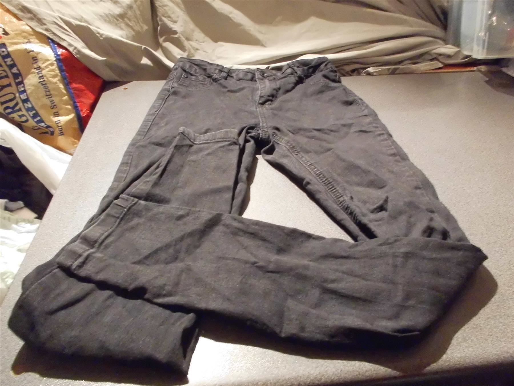 Jeans: Jeans Grösse 34, Zebra Denim, schwarz – Gebraucht aus Zürich von Motzkuh