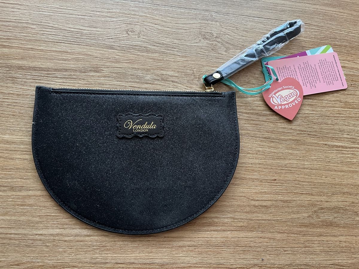 Borse da donna: Half moon pouch Clutch / Vendula / Schütze / Glitzer – Nuovo (secondo la descrizione) da Biel/Bienne venduto da LadyDita 2