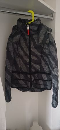Bogner Daunenjacke grau schwarz gemustert