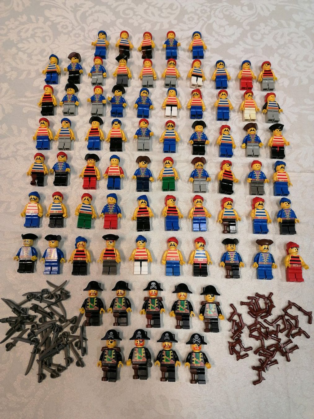 Lego Spielzeuge: Lego Pirates 2 – Gebraucht aus Sils im Domleschg von AMAG_AUDI_ZH