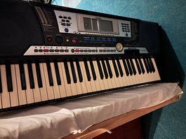 Clavier Yamaha PSR-540