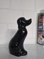 Schwarze Hunde Figur aus Keramik - Deko für Tierliebhaber!