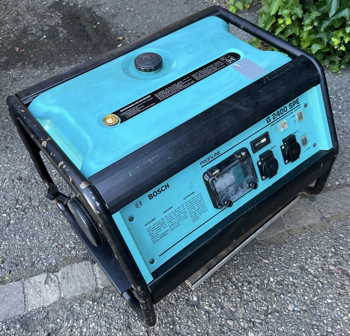 Bosch Générateurs de courant: Stromgenerator BOSCH G 2400 SPE 230V – D'occasion à Adlikon b. Regensdorf par Teo19