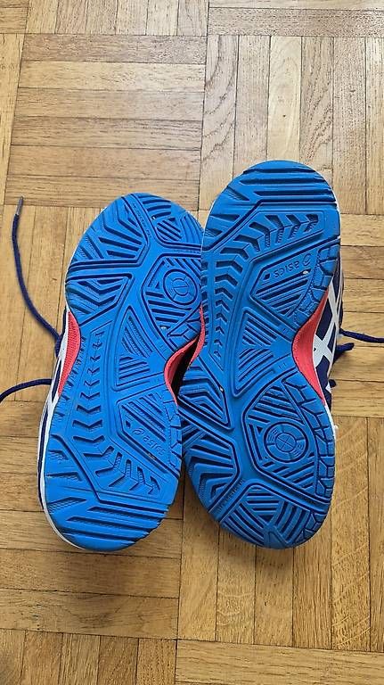 Scarpe per ragazzi: Baskets asics taille 34.5 – Usato da Lausanne venduto da ang_h5kp 1