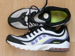 NIKE SPORT SCHUHE GR. 45