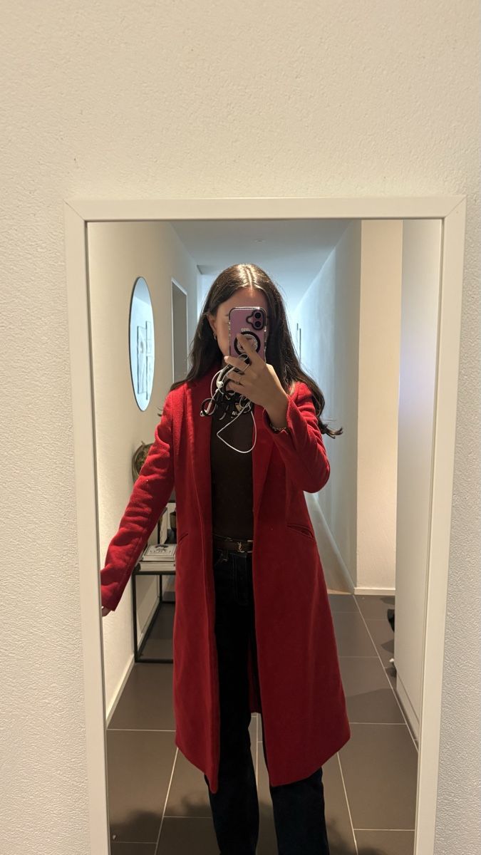 Bershka Cappotti: Roter Wintermantel, Grösse XS – Nuovo (secondo la descrizione) da Zürich venduto da SandraF.