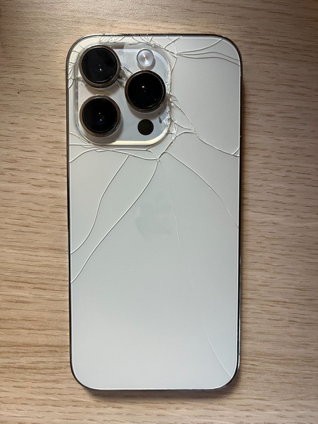 Apple Handys / Smartphones: iPhone 14 Pro 128 GB – Gebraucht aus Zürich von honeybunny91
