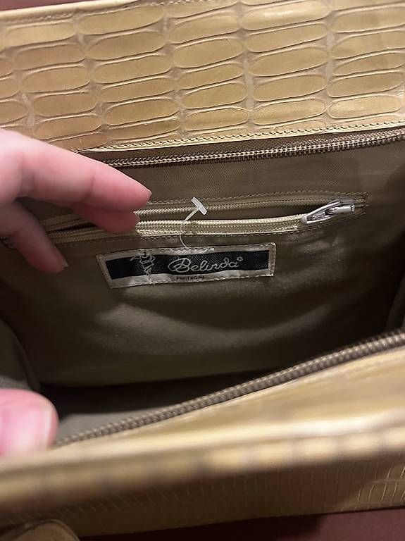 Borse da donna: Sac vintage – Usato da Lausanne venduto da Noemie1994 2