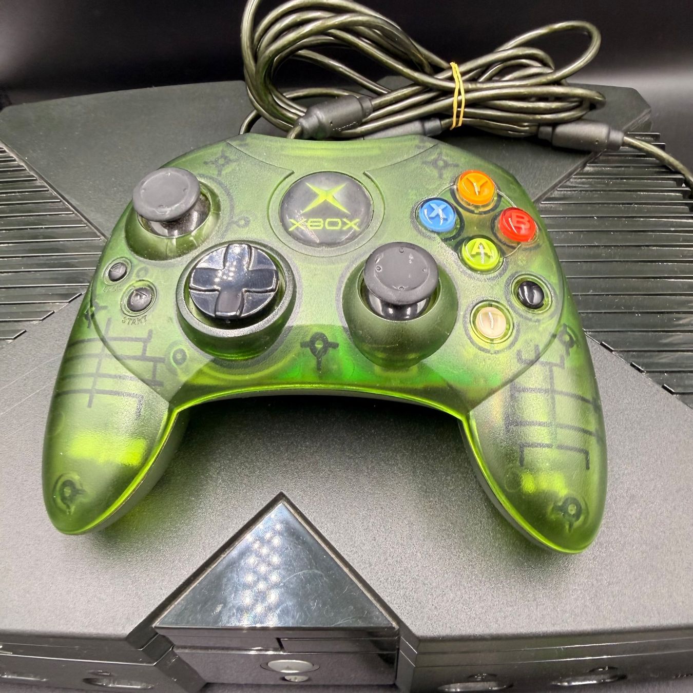 Microsoft Konsolen: Microsoft Xbox Original + Crystal Controller – Gebraucht aus Düdingen von Nerdworld 1