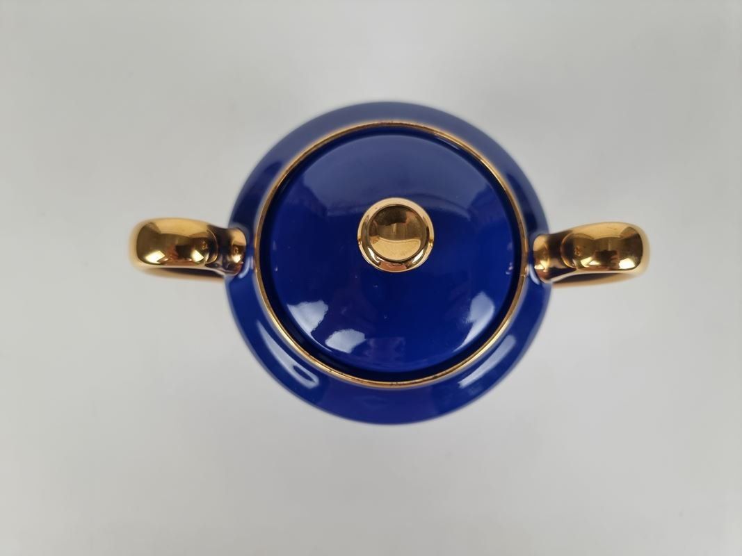 Services de table: Porzellandose mit Deckel – D'occasion à Urtenen-Schönbühl par Restwert_Schoenbuehl 1