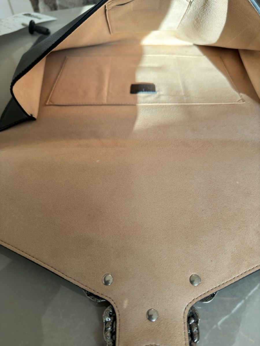 Gucci Borse: Gucci Clutch / Laptoptasche – Nuovo (secondo la descrizione) da Münchenbuchsee venduto da TemiAp 2