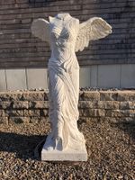 Kare Design Nike Statue