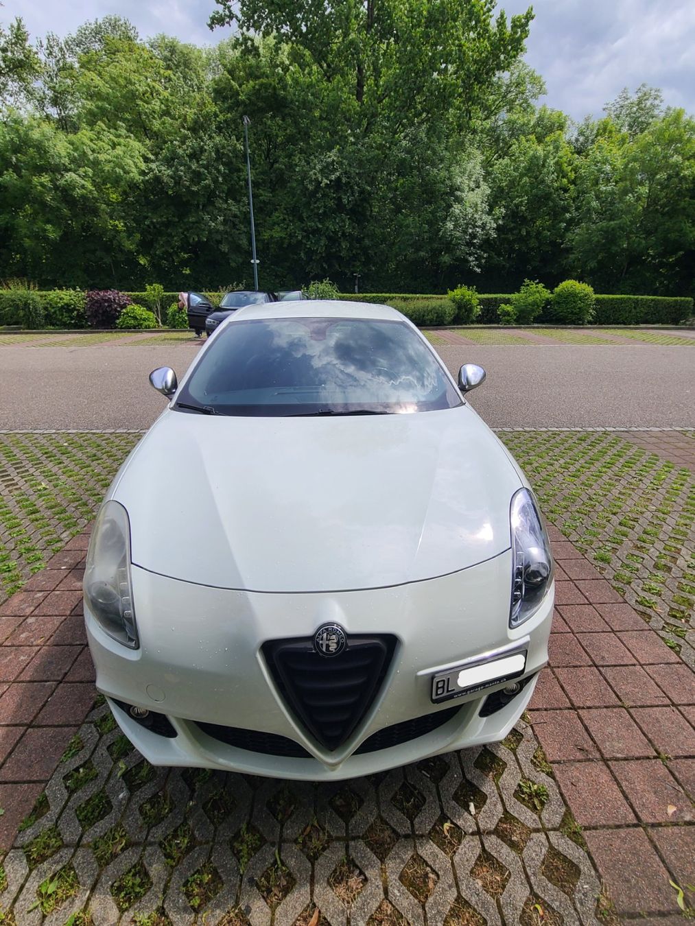 Alfa Romeo Automobili: Alfa Romeo Giulietta 1.4 TB – Usato da Seltisberg venduto da Binggi030 2