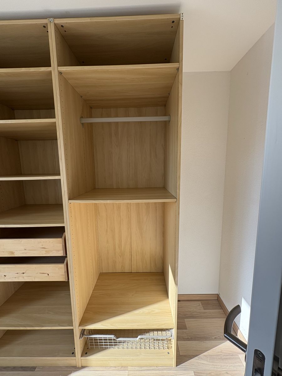 Armadi: Armoire PAX // IKEA – Usato da Orbe venduto da morgane. 2