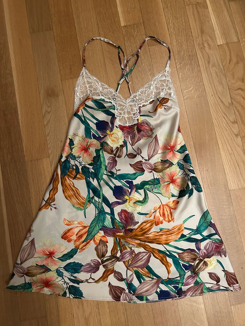 Aubade Sonstige Unterwäsche: Aubade Nuisette fleurie en soie, Taille S – Gebraucht aus Solothurn von MO_C23