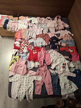 Schönes Mädchenset in Grösse 68