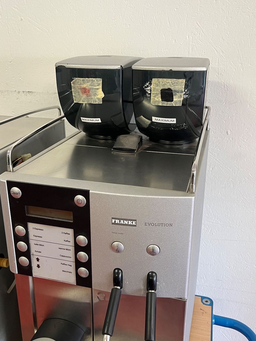 Franke Macchine per caffè & Macchine per espresso: Franke Evolution Kaffemaschine Typ EII 2M HD CF – Difettoso da Niederdorf venduto da LeptonAG 3