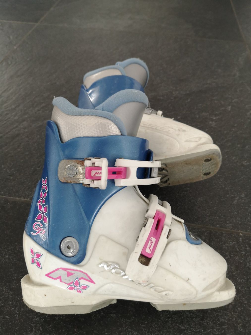 Nordica Scarpe per ragazzi: Kinderskischuhe 214 mm – Usato da Gipf-Oberfrick venduto da acneuc 2
