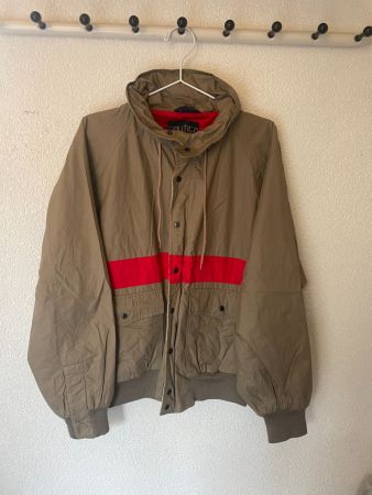 Nautica Beige/Red Jacket L