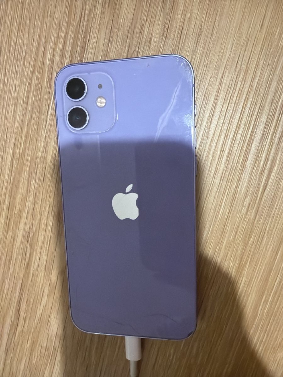 Apple Telefoni cellulari / Smartphones: iPhone 12 lila – Usato da Luzern venduto da son_b66n 1