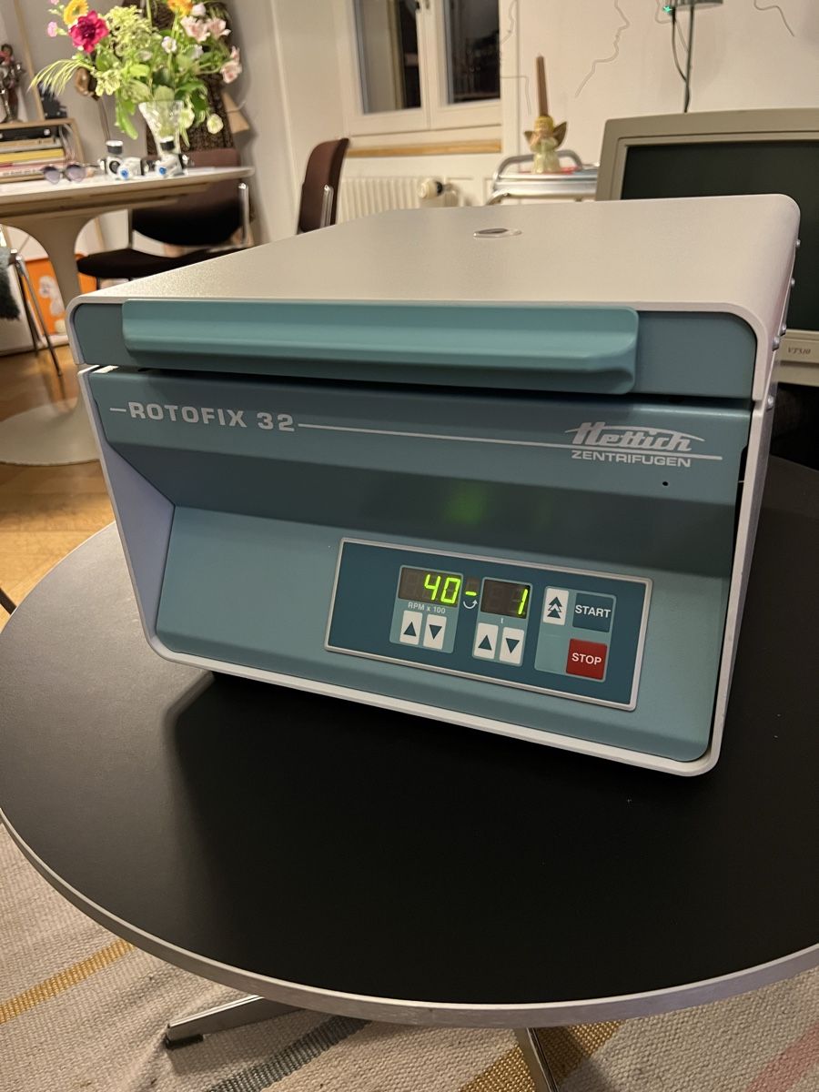 Hettich Tutte le macchine: Rotofix 32 Zentrifuge – Usato da Biel/Bienne venduto da Camillep95