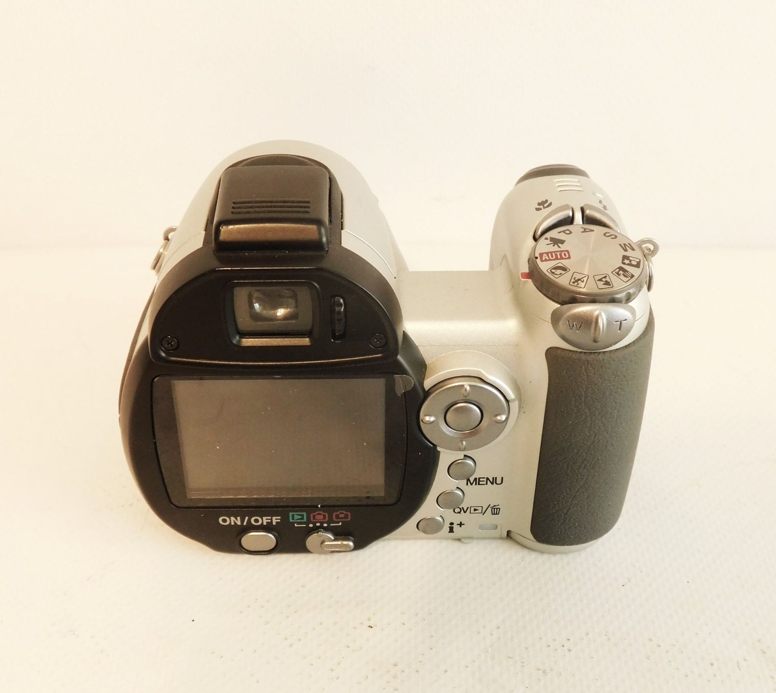 Minolta Fotocamera: Minolta Konica Dimage Z5 Kompaktkamera 2005er rar – Usato da Emmenbrücke venduto da Ulisse-22 2