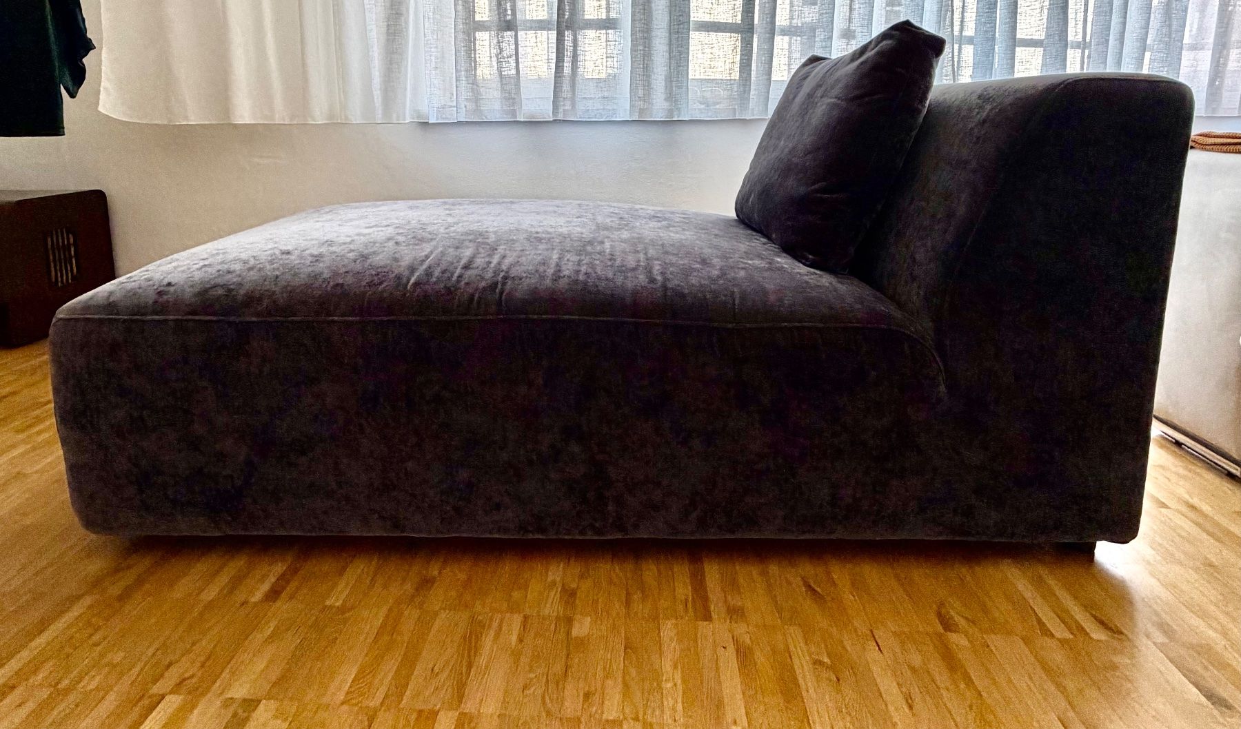 Interio Divani: Lounge Sofa  mit Hocker, 2 Teilige Set, Dunkelgrau Velours – Usato da Zürich venduto da dav_5wb6