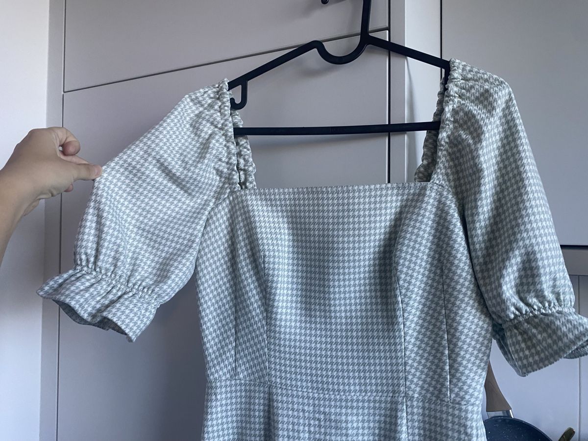 Vestiti: Cocktail dress with underlining (new) – Nuovo (secondo la descrizione) da Zug venduto da kse_w9mn 1