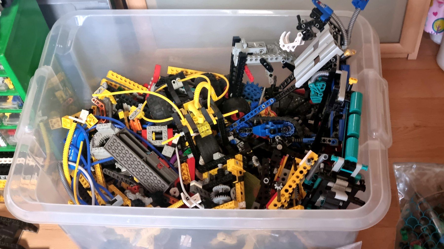 Lego Jeux de construction: Schnäppchen! Lego Konvolut Technics, Bionicle etc. – D'occasion à Effretikon par lenalisa63 1