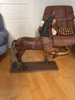 Holzpferd mit Sattel Dekoration braun gebraucht