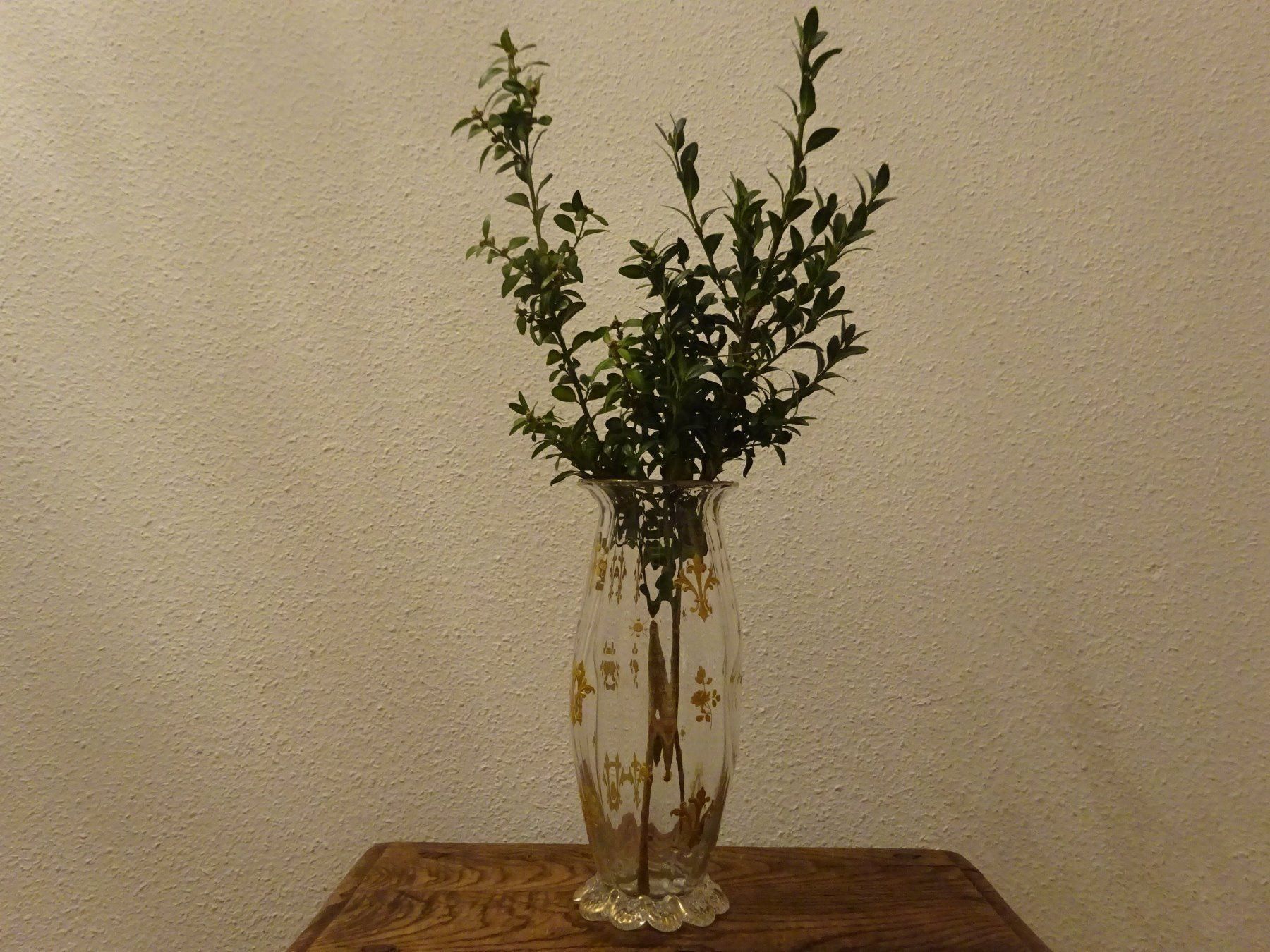 Vasen & Gefässe: Vase mit Golddekor / Lilienwappen – Gebraucht aus Esslingen von eintagammeer 8