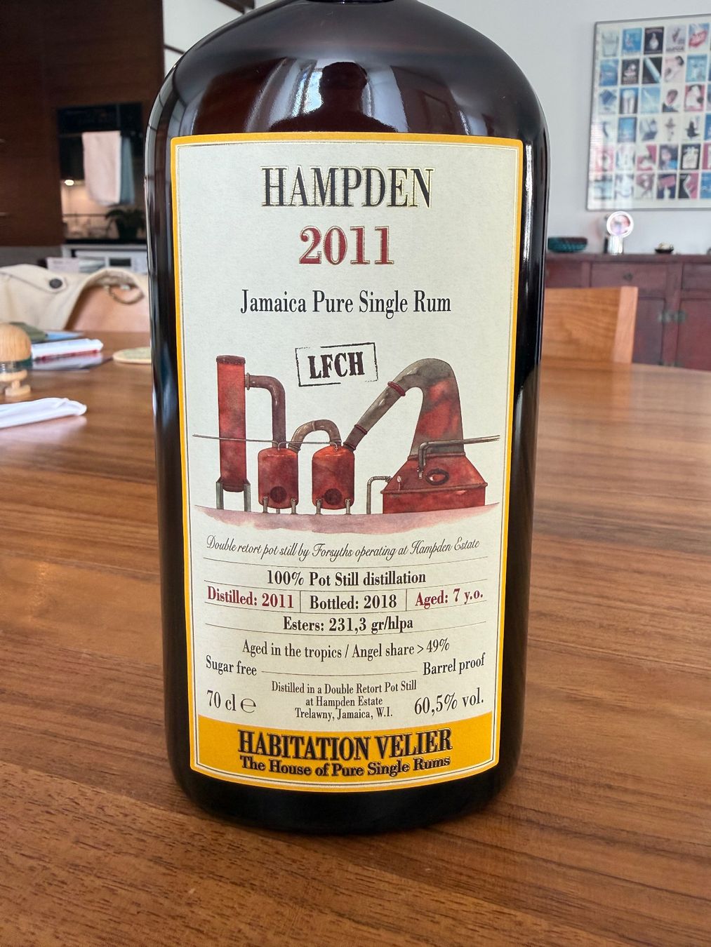 Bevande alcoliche: Hampden Rum Kult-Abfüller Velier - Offene Flasche – Usato da Rapperswil SG venduto da islayfan 3