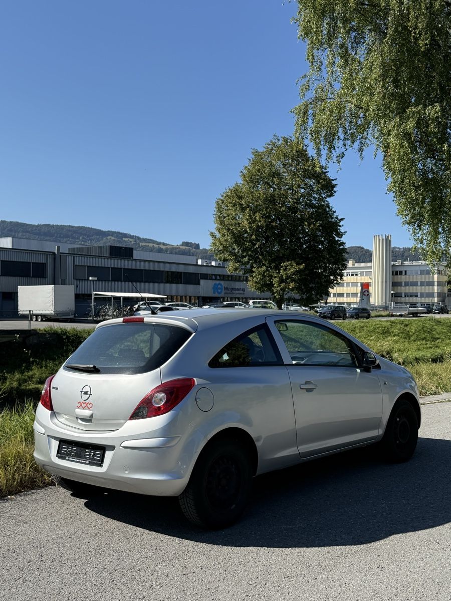 Opel Autos: Opel Corsa 1.2 Automat – Gebraucht aus Widnau von SBCars1 3