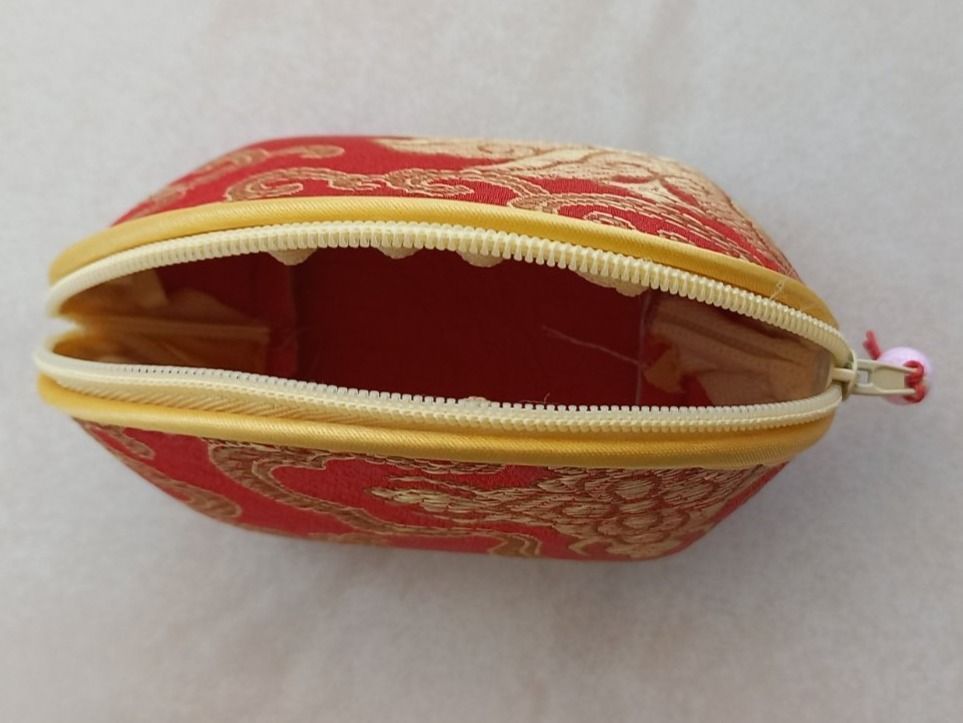Borse: Kleine Schmuck Tasche – Nuovo e nell'imballaggio originale da Winistorf venduto da acreativ2 1