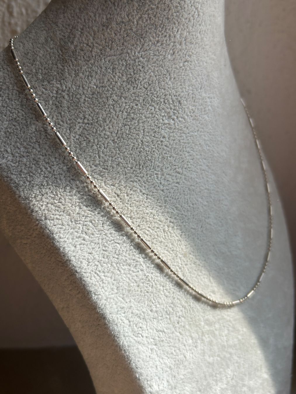 Colliers: Silberkette, neuwertig, filigranes Design – D'occasion à Laufen par belleskulptur 1