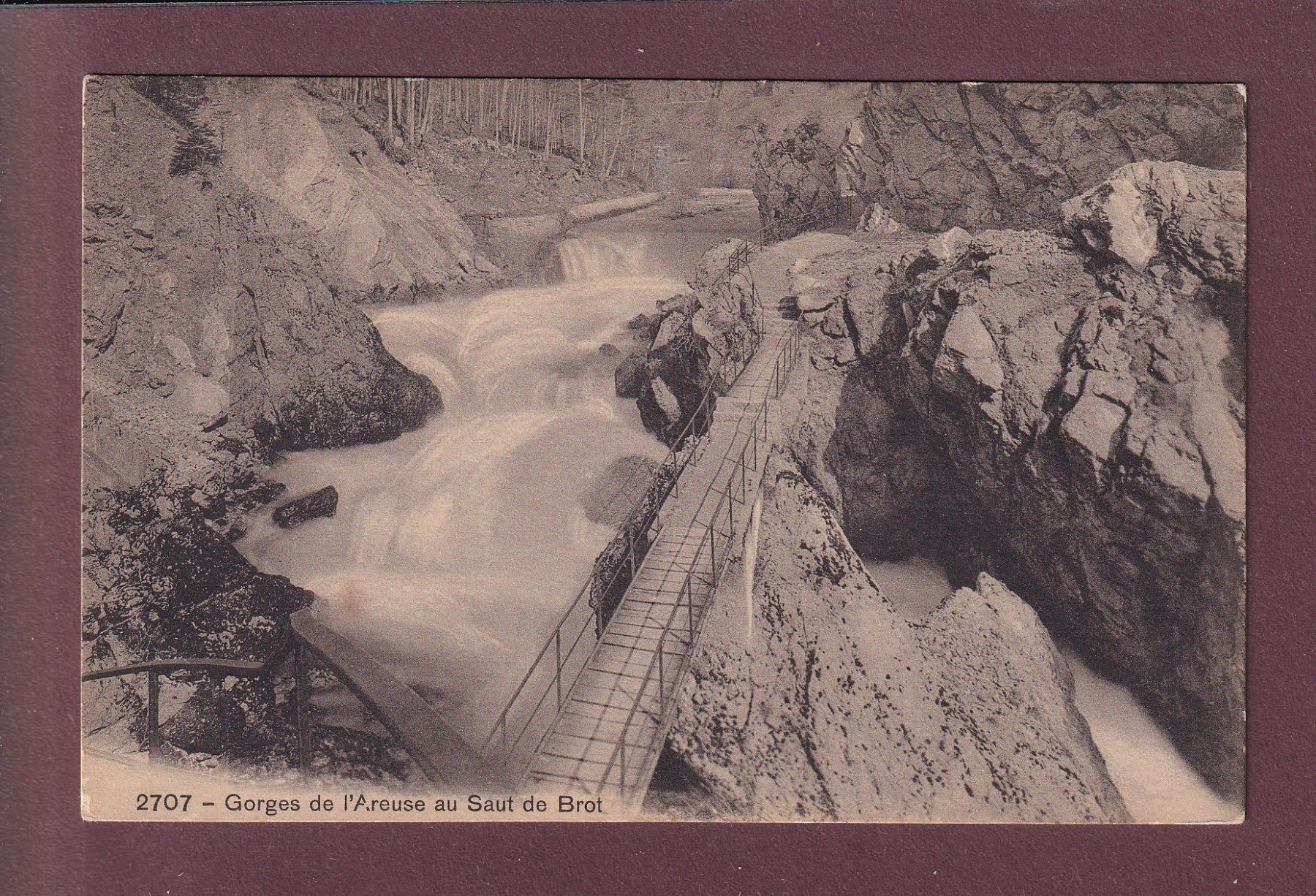 Cartoline postali: Gorges de l'AREUSE - Saut de Brot – Usato da Pully venduto da nicecards