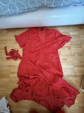 Kleid rot 40