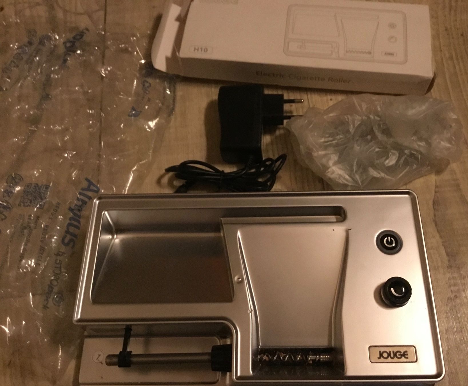 Tabak: Zigarettenmaschine Elektrisch – Neu und originalverpackt aus Naters von Retrokult 1