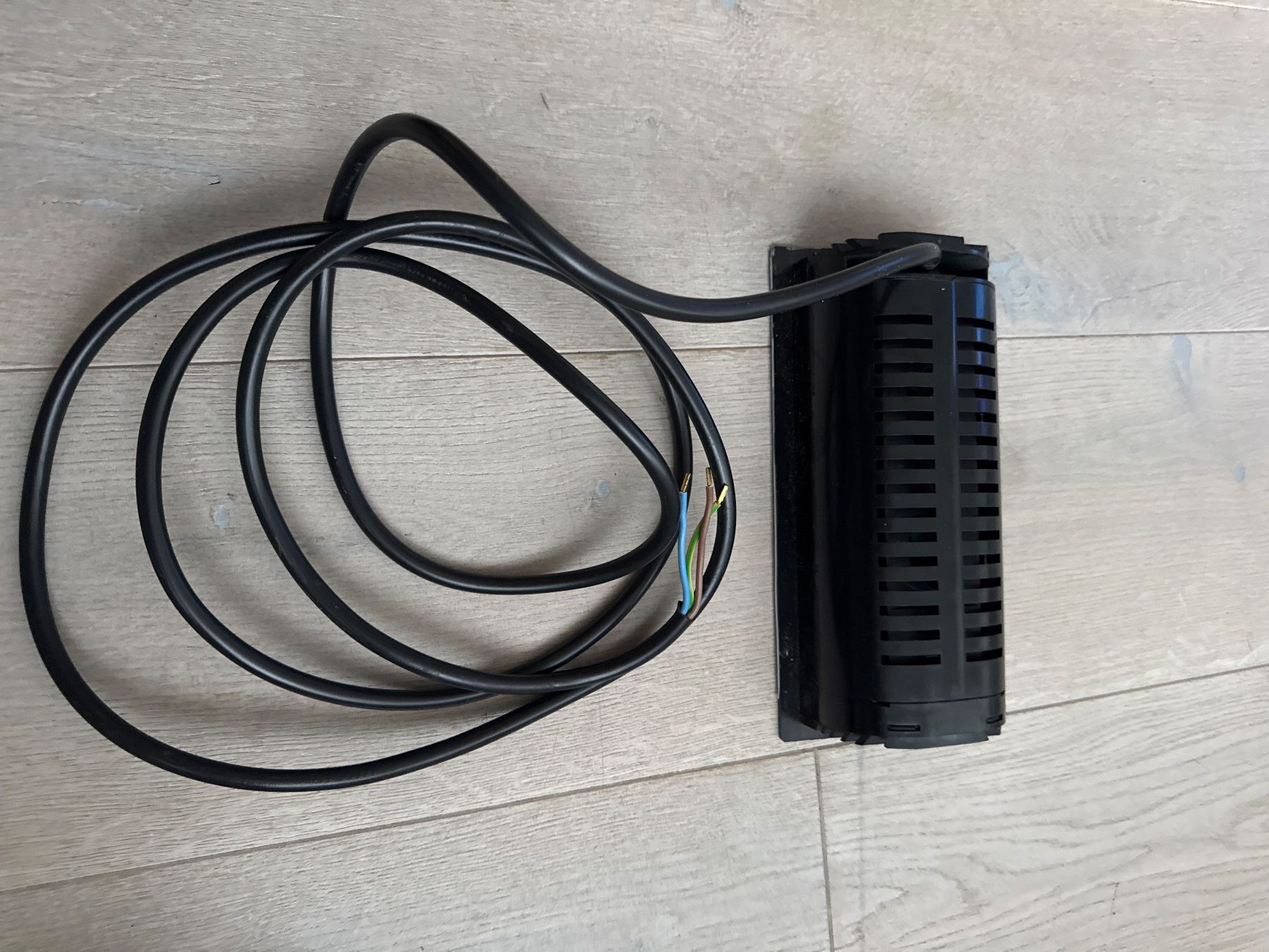Stecker: Evoline Stecker Blackflipp – Gebraucht aus Schmerikon von Akarakoc 3