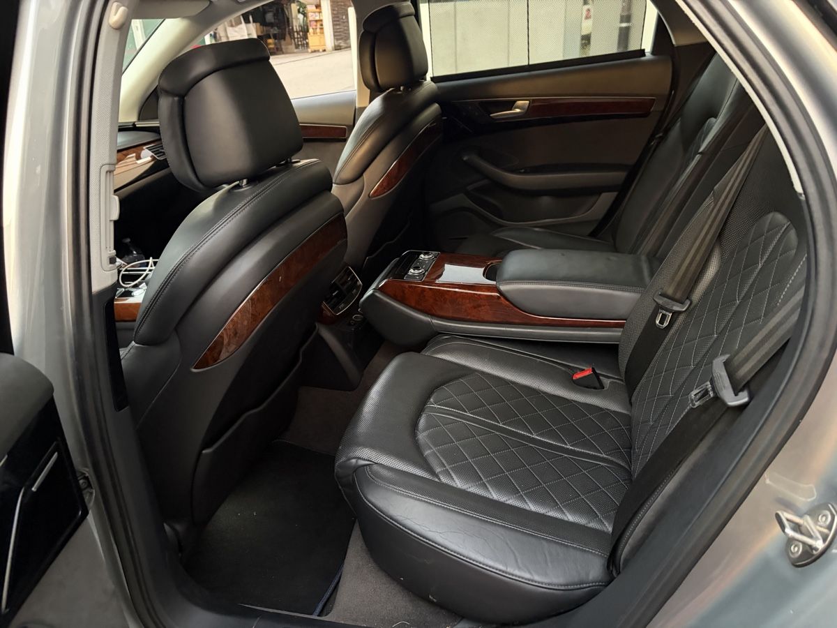 Audi Autos: Audi A8 4.2 TDi, ab MFK ab Service – Gebraucht aus Muttenz von mel_2j67 5