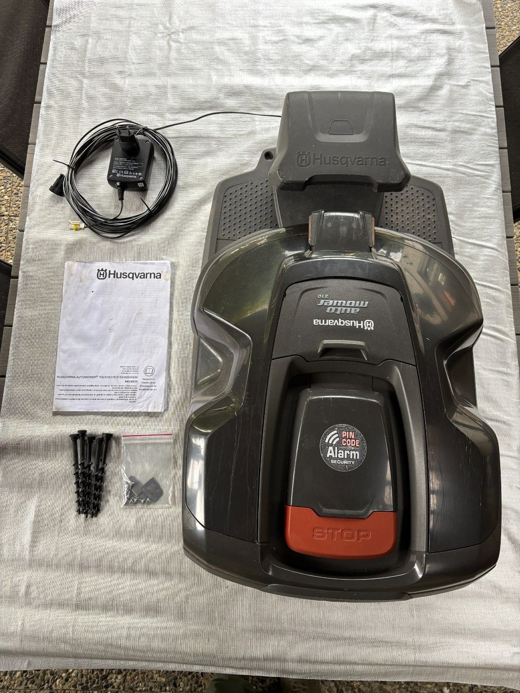 Husqvarna Tagliaerba: Husqvarna Automower 310 Rasenmähroboter – Usato da Mettau venduto da Taeni93