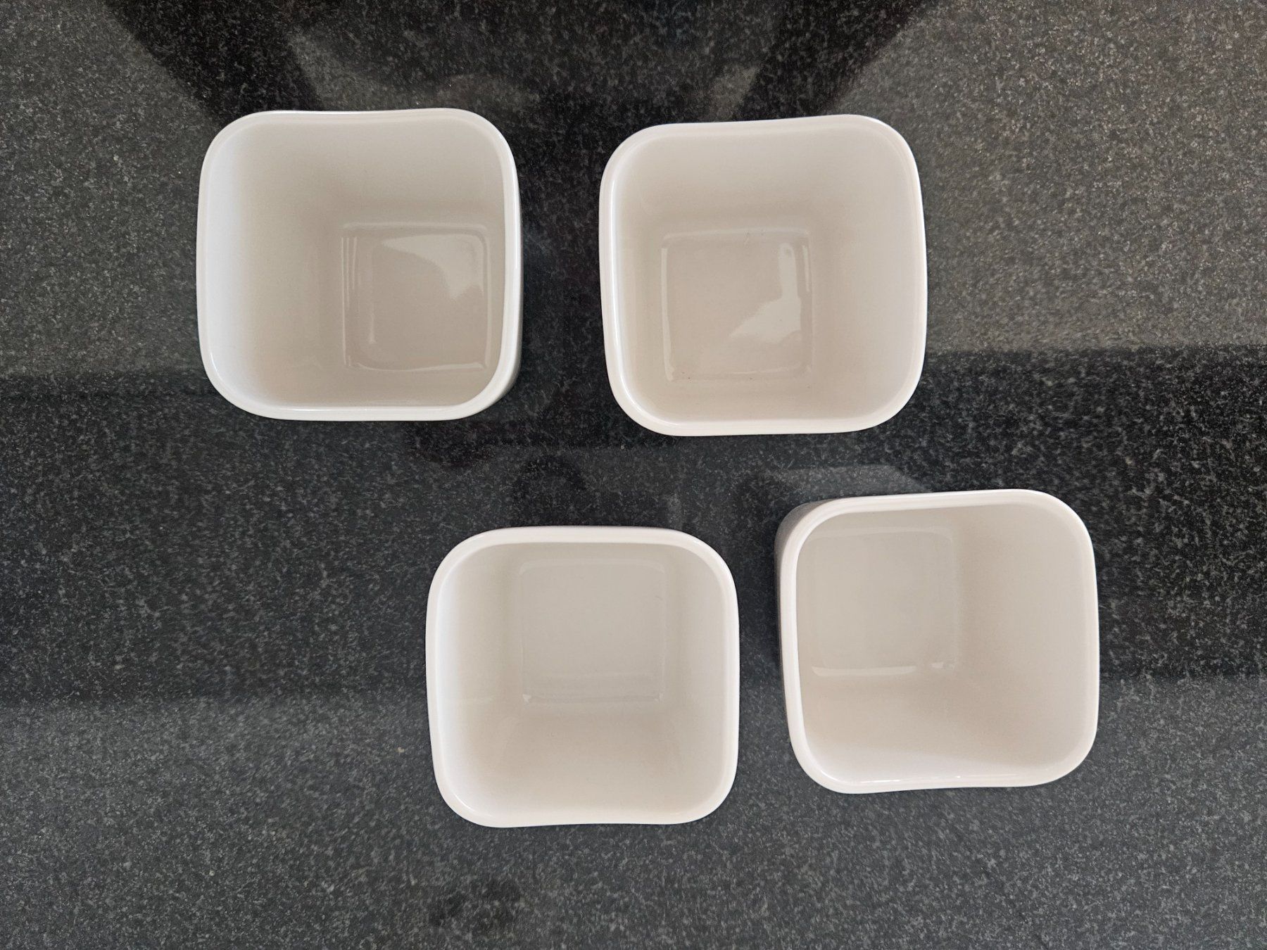 Blomus Coupes: Lot de 4 coupelles blomus blanches, neuves – Neuf (Voir description) à Morges par Mlle_Croft_91 1